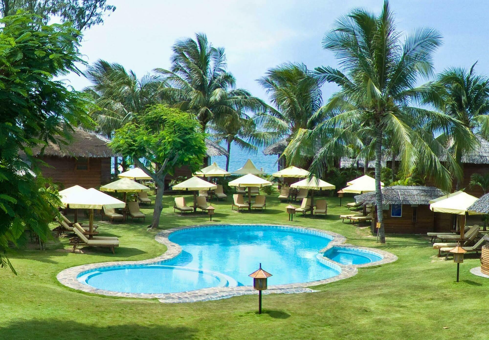 Coco Beach Resort Phan Thiet Exterior photo